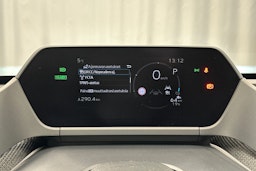 musta Toyota bZ4X 2025 kuva 26.