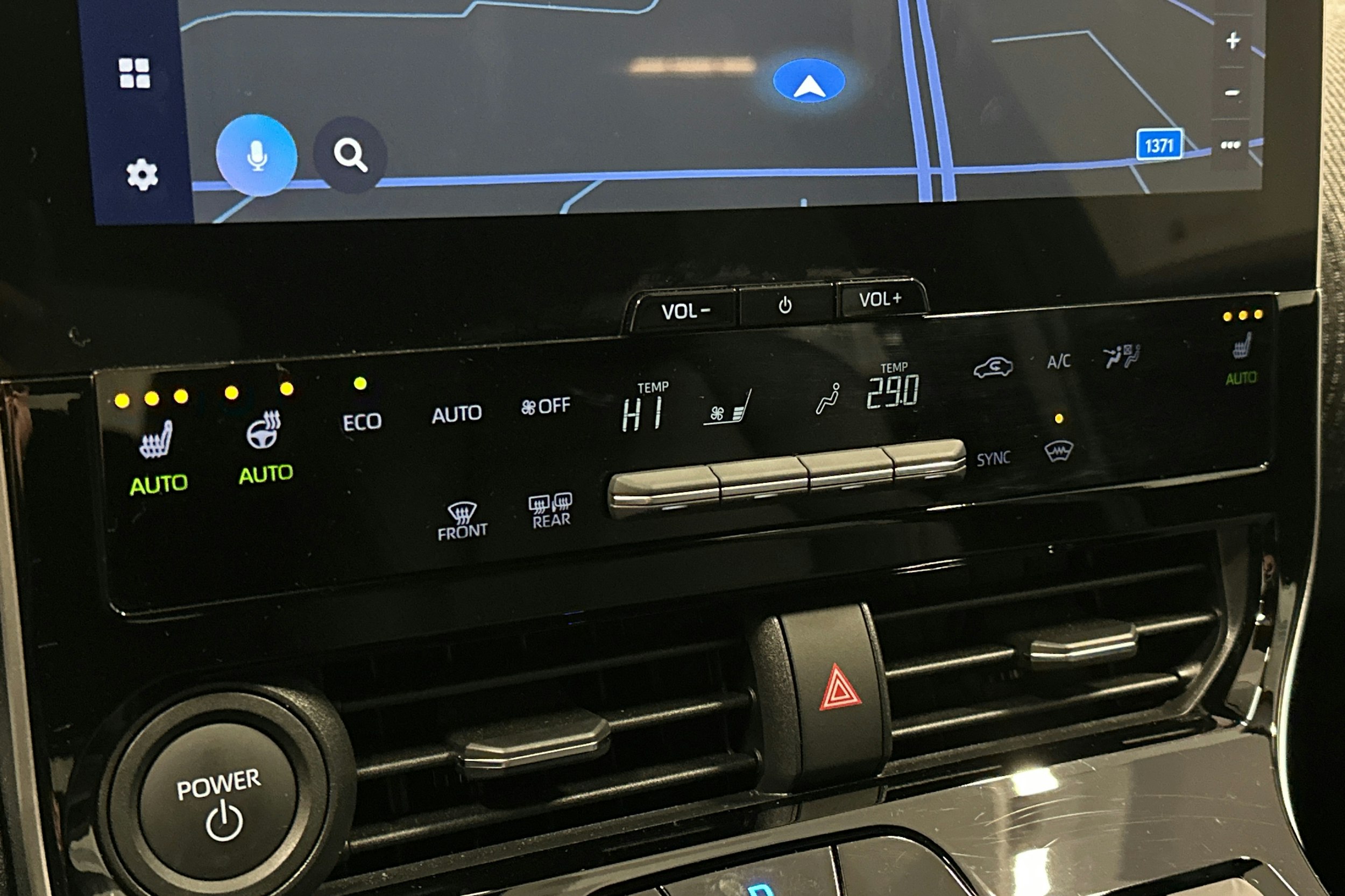 musta Toyota bZ4X 2025 kuva 30.