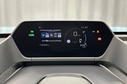 harmaa Toyota bZ4X 2025 kuva 23.