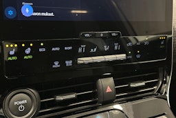 harmaa Toyota bZ4X 2025 kuva 29.