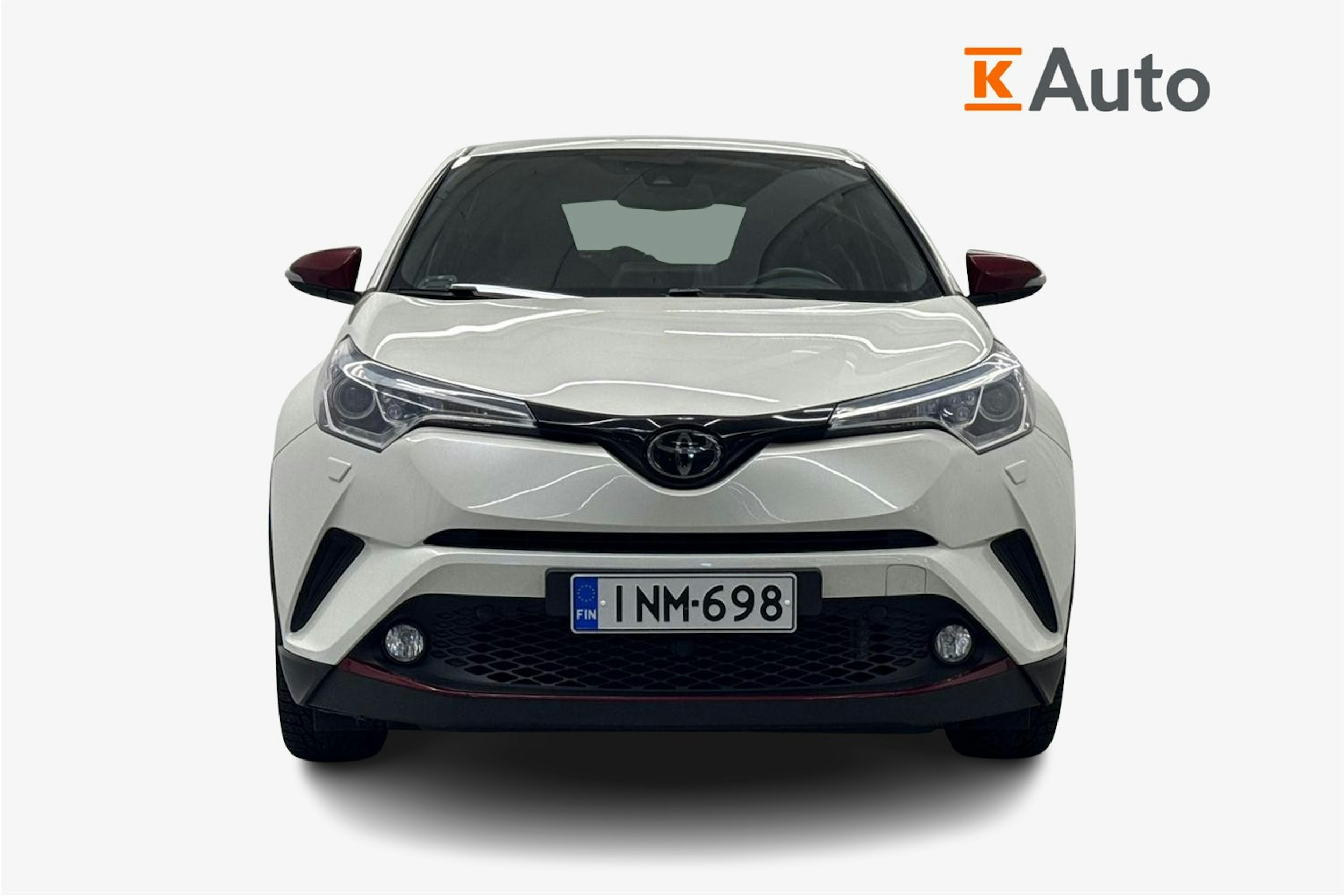 valkoinen Toyota C-HR 2016 kuva 5.