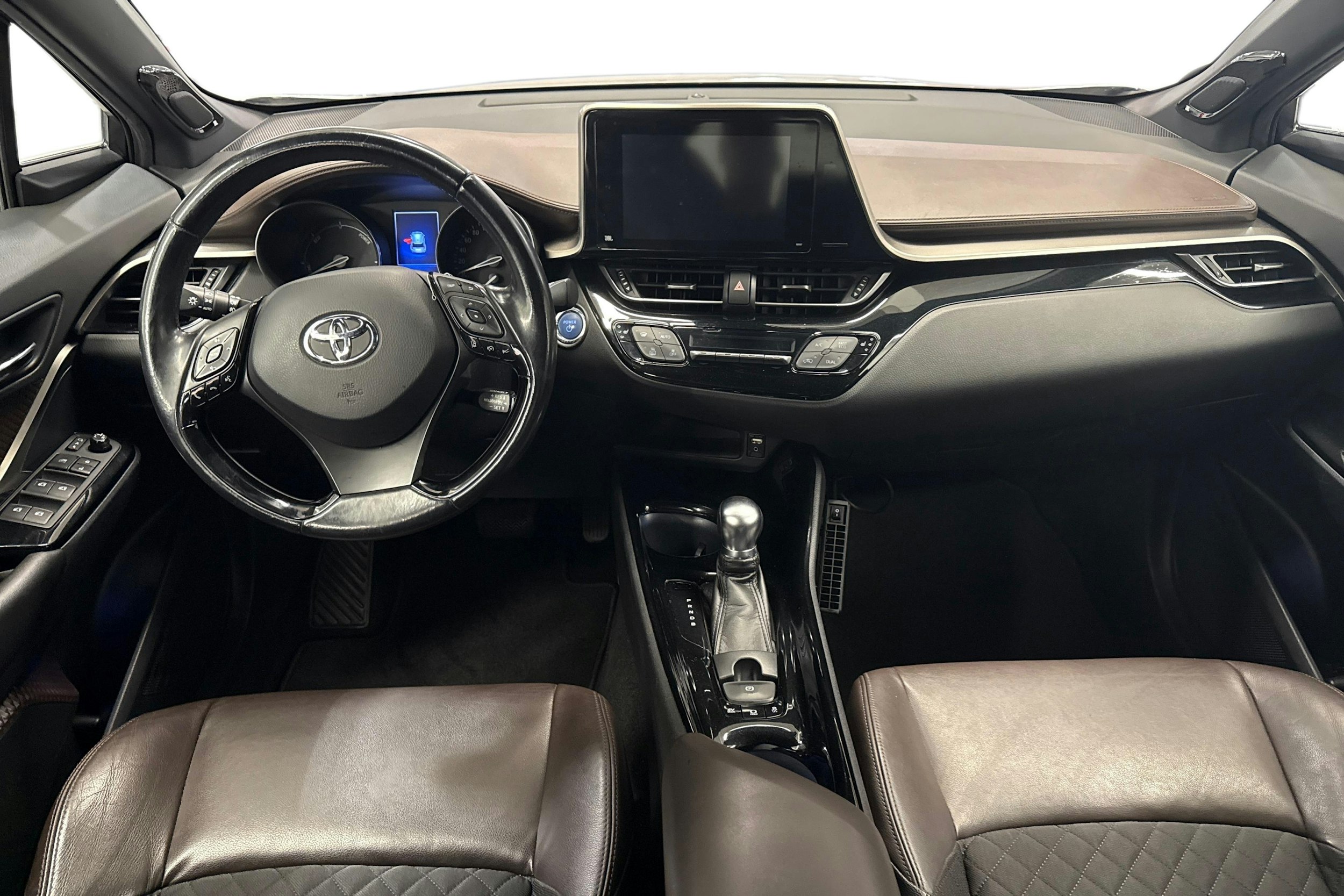harmaa Toyota C-HR 2016 kuva 9.