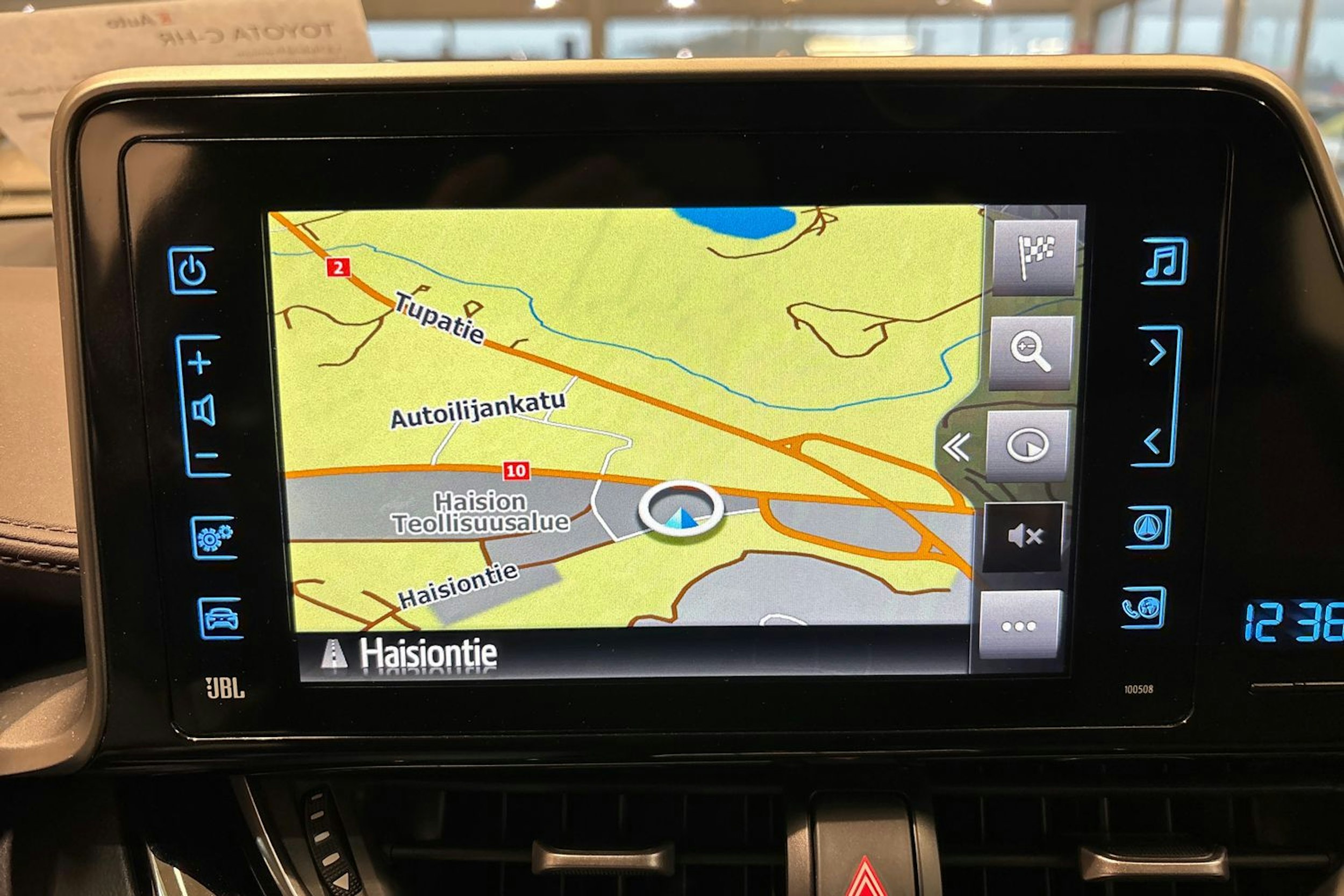 Musta Toyota C-HR 2017 kuva 20.