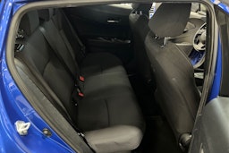 met. sininen Toyota C-HR 2017 kuva 12.