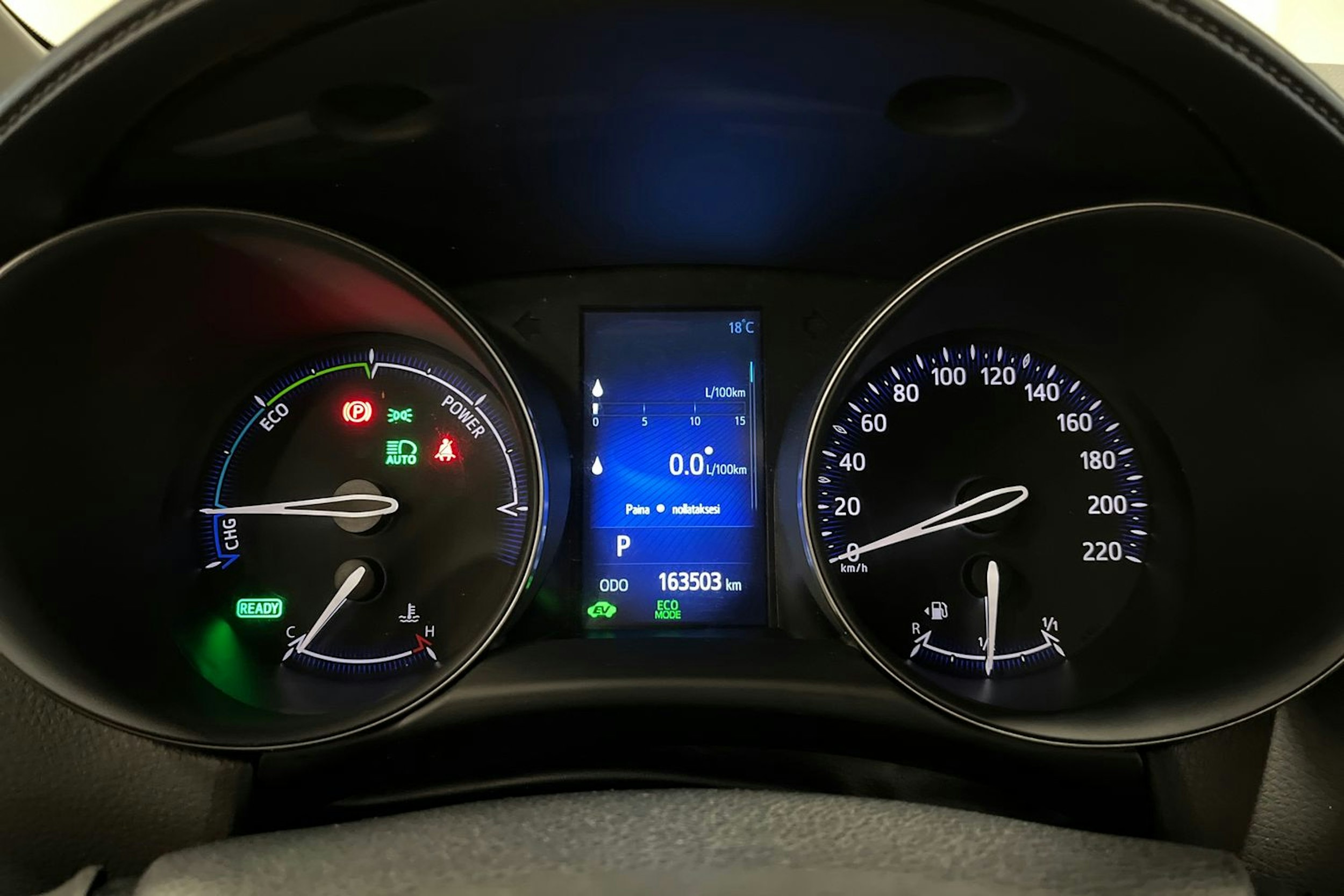 met. sininen Toyota C-HR 2017 kuva 16.