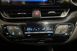 met. sininen Toyota C-HR 2017 kuva 19.