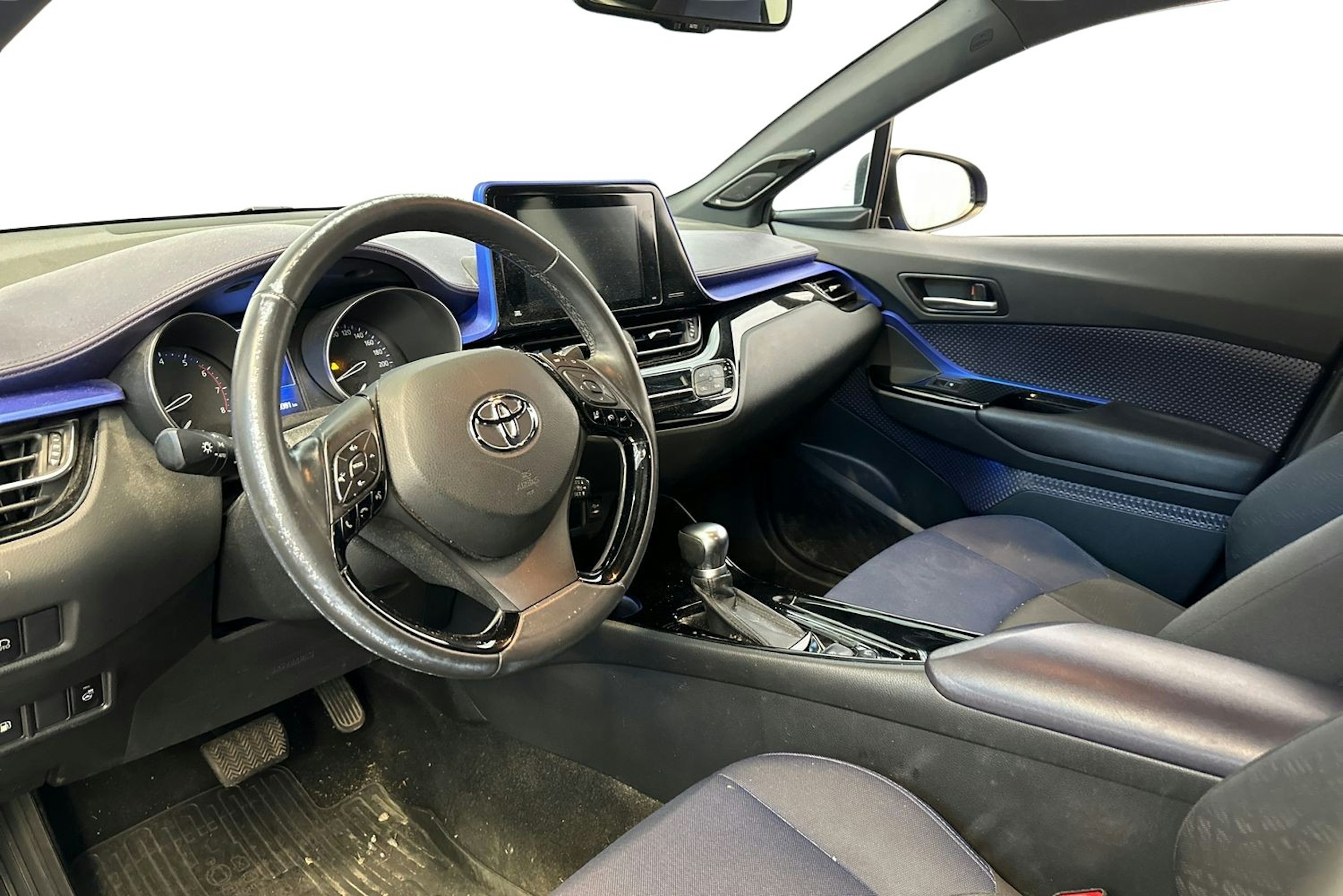 sininen Toyota C-HR 2017 kuva 3.