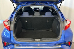 sininen Toyota C-HR 2017 kuva 12.