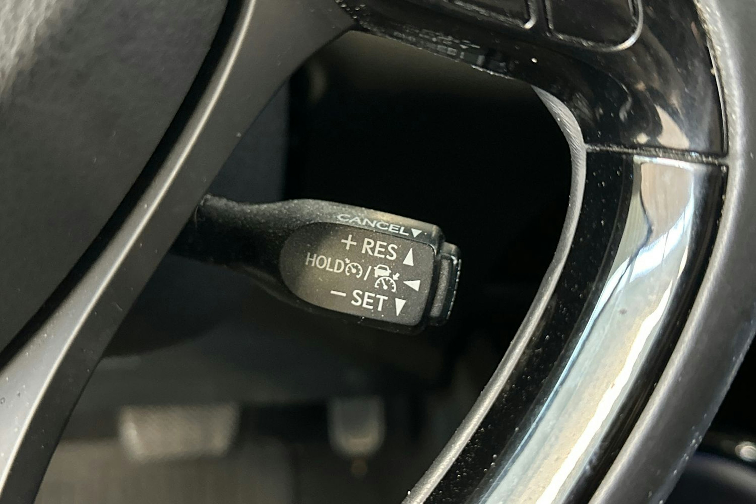 sininen Toyota C-HR 2017 kuva 17.