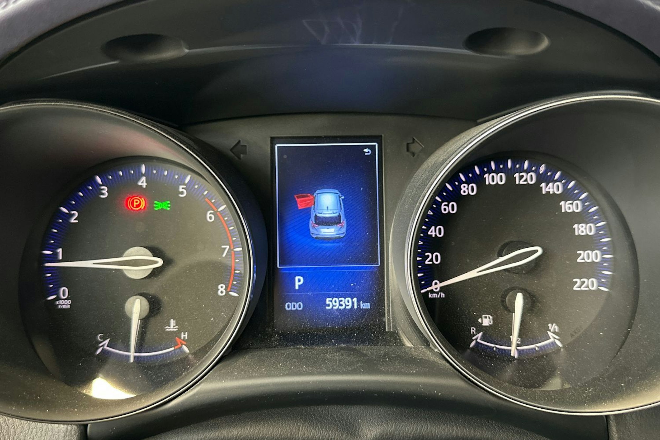 sininen Toyota C-HR 2017 kuva 18.
