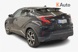 musta Toyota C-HR 2017 kuva 2.