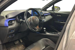 hopea Toyota C-HR 2017 kuva 3.