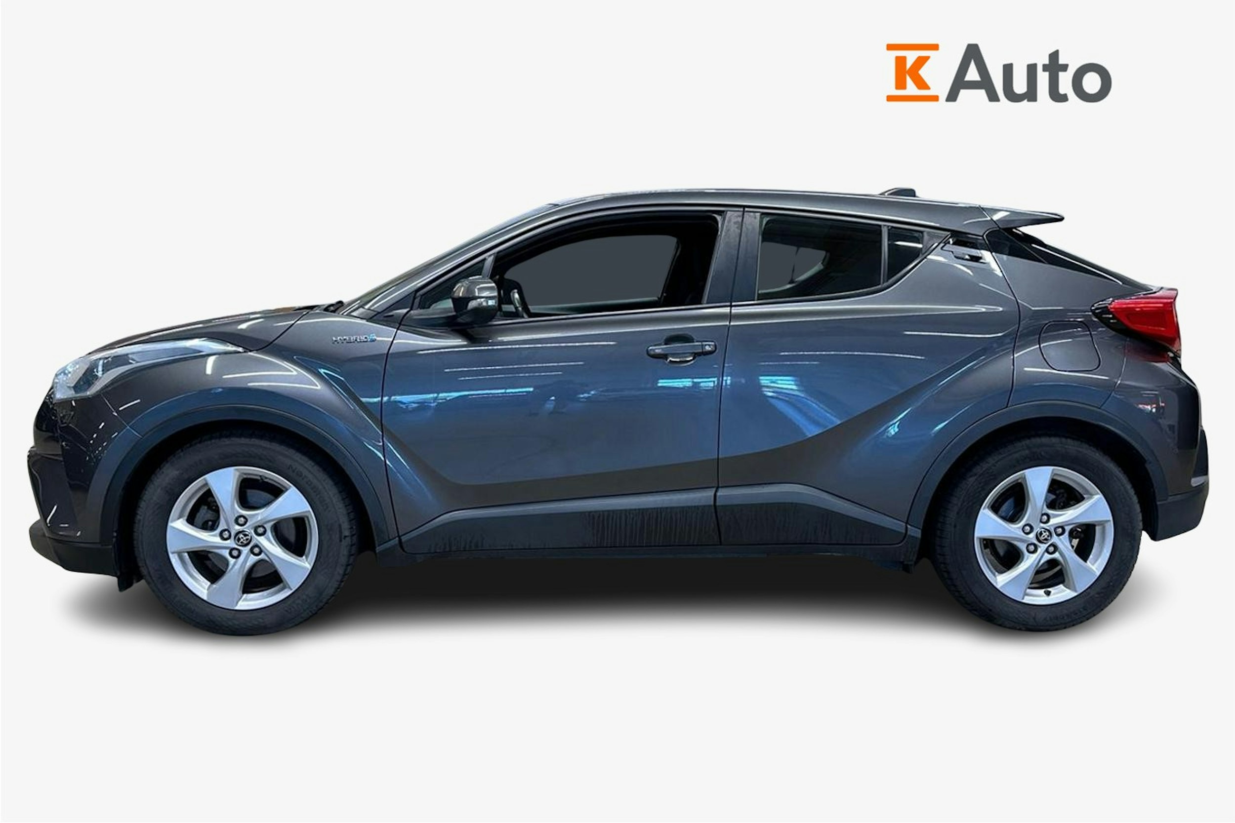 harmaa Toyota C-HR 2017 kuva 6.