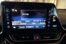 Hopea Toyota C-HR 2017 kuva 12.