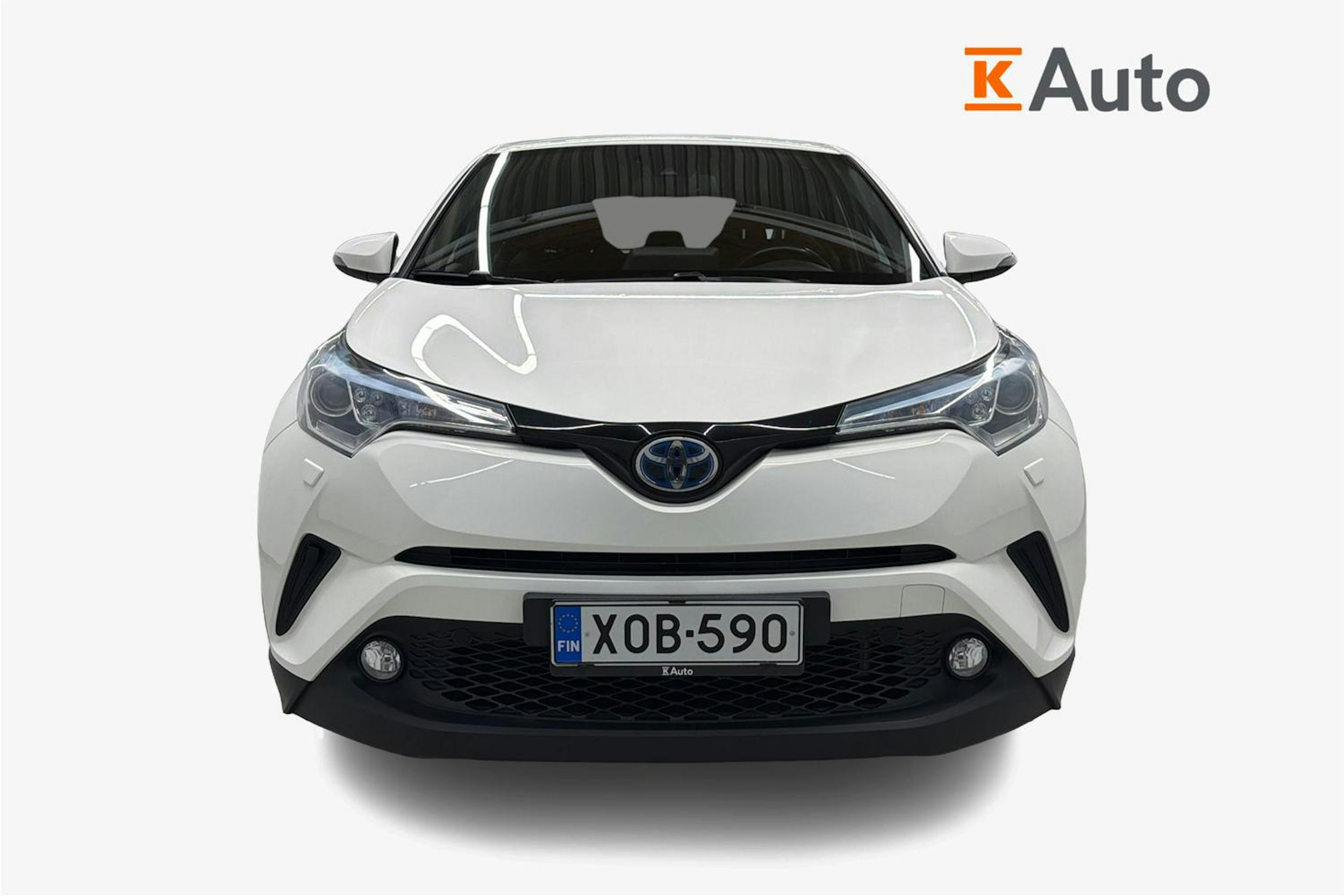 valkoinen Toyota C-HR 2017 kuva 5.