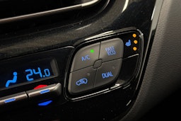 valkoinen Toyota C-HR 2017 kuva 23.