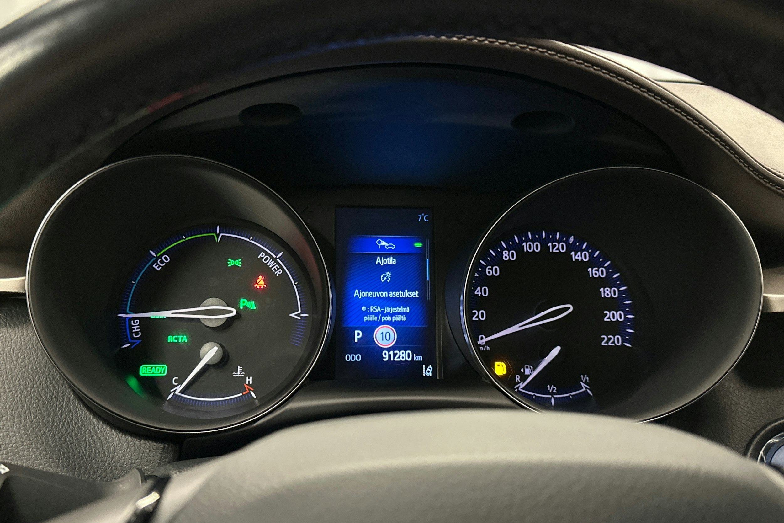 harmaa Toyota C-HR 2018 kuva 24.