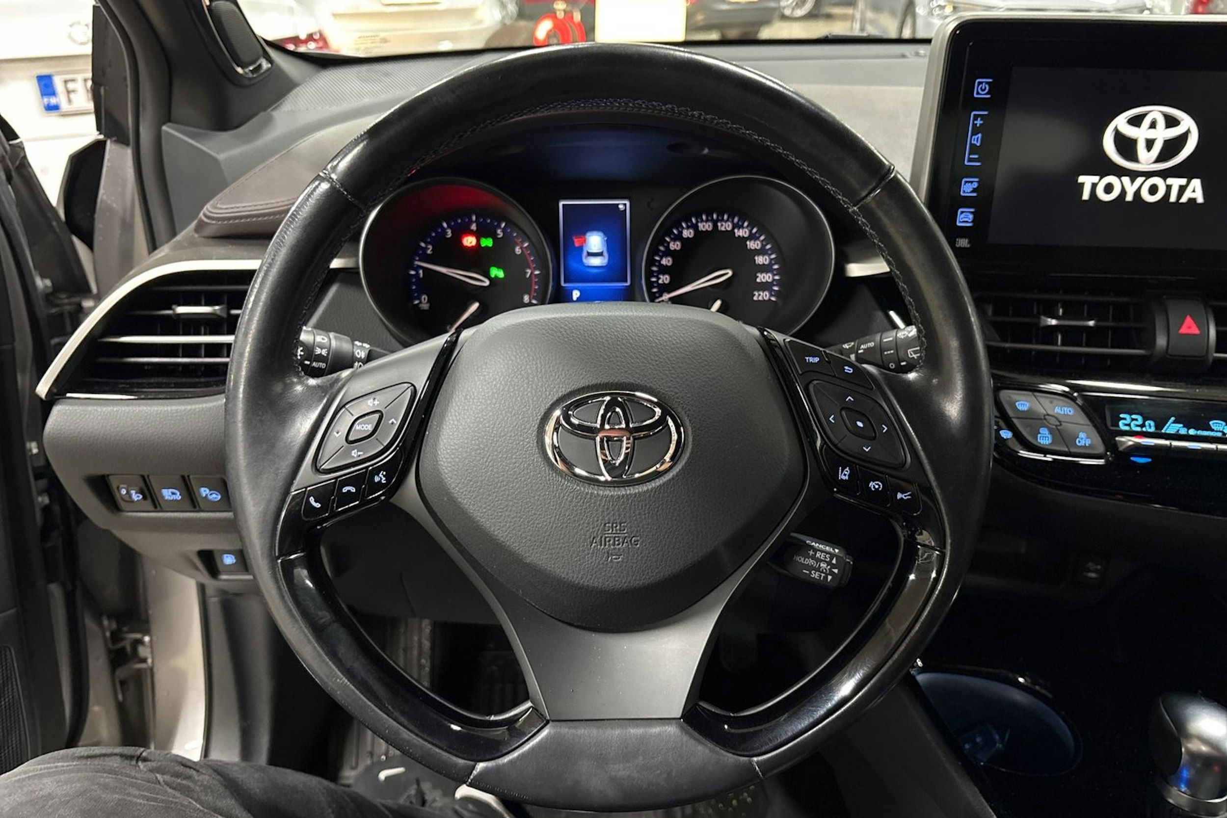 hopea Toyota C-HR 2018 kuva 15.