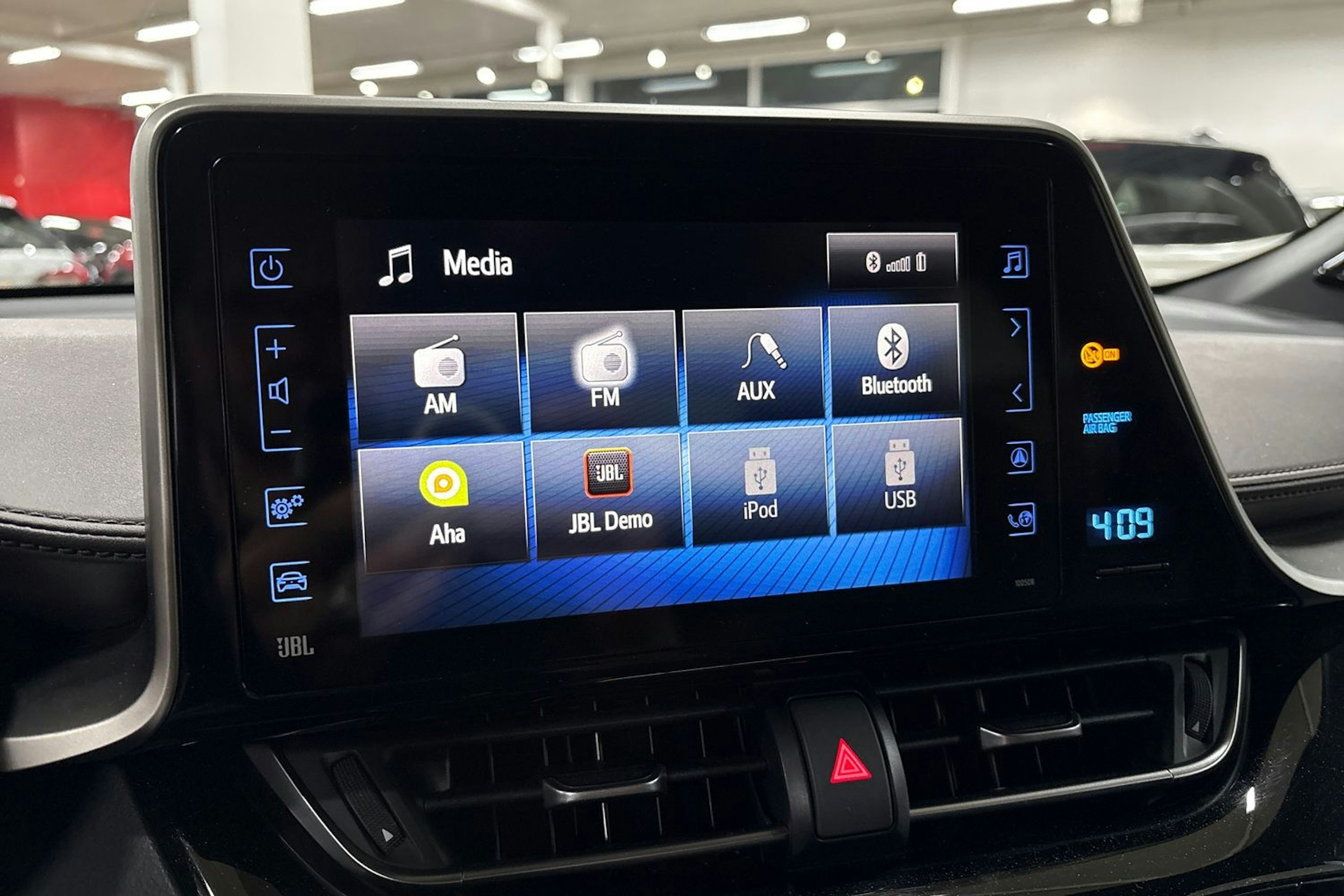 hopea Toyota C-HR 2018 kuva 20.