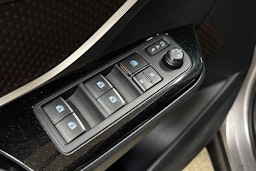 hopea Toyota C-HR 2018 kuva 27.