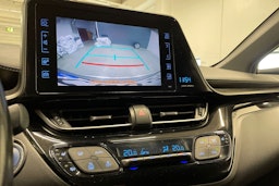 Hopea Toyota C-HR 2018 kuva 18.