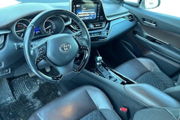 hopea Toyota C-HR 2018 kuva 3.