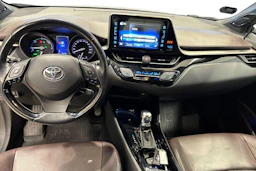 hopea Toyota C-HR 2018 kuva 9.