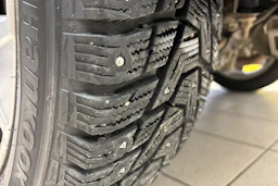 hopea Toyota C-HR 2018 kuva 13.