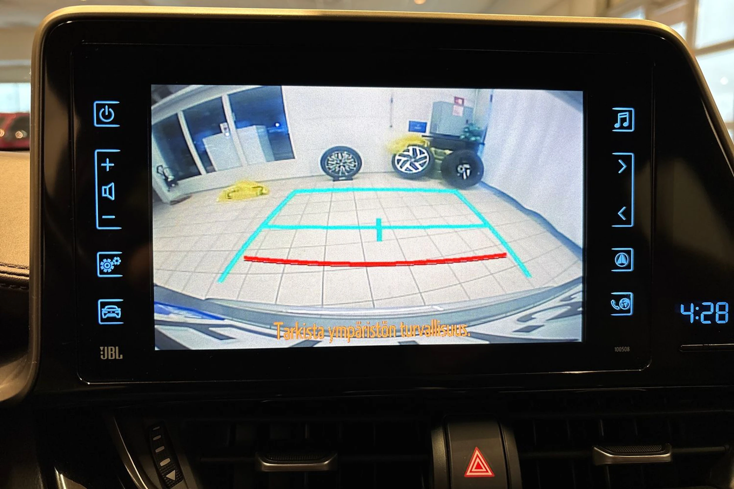 hopea Toyota C-HR 2018 kuva 19.