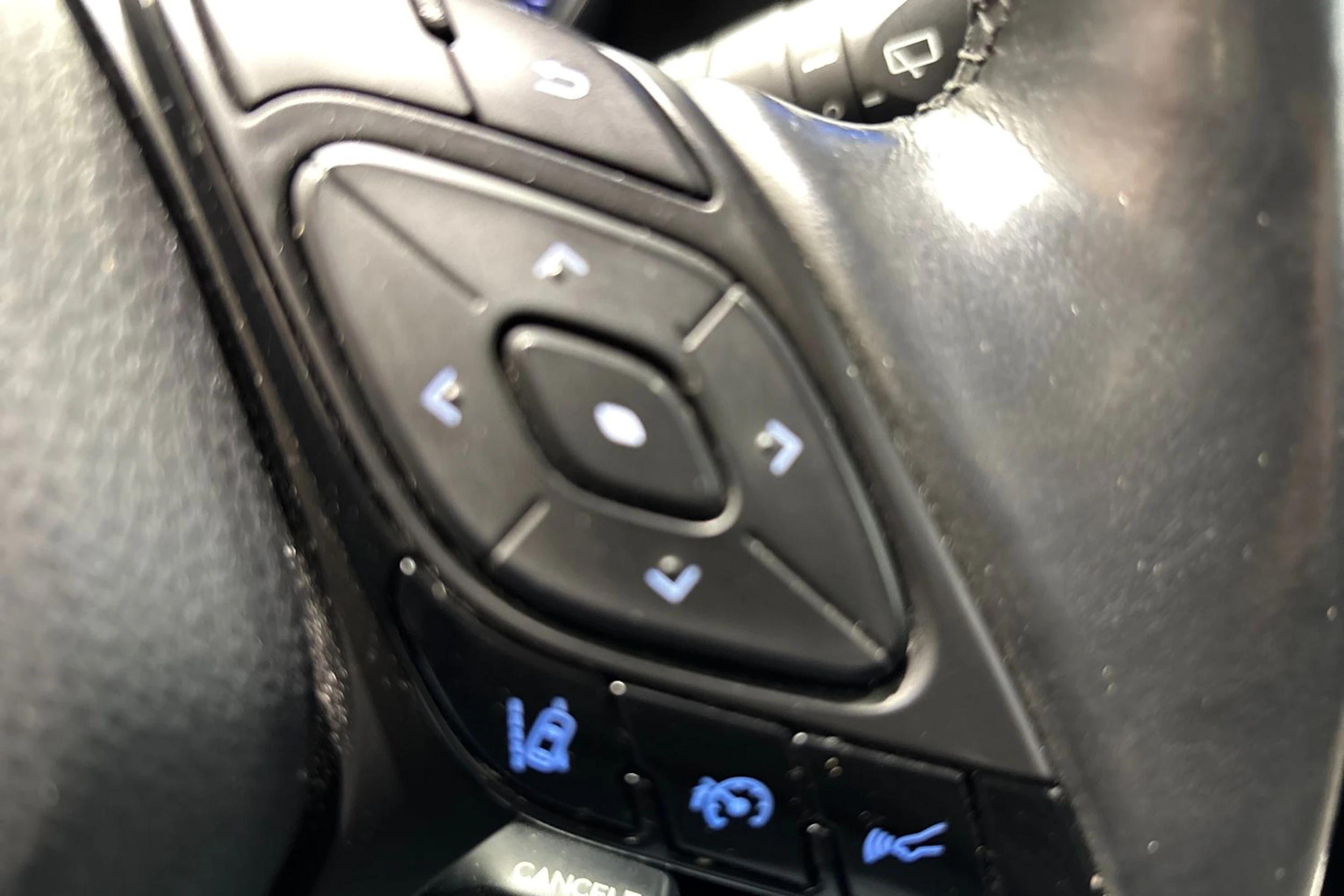 hopea Toyota C-HR 2018 kuva 26.