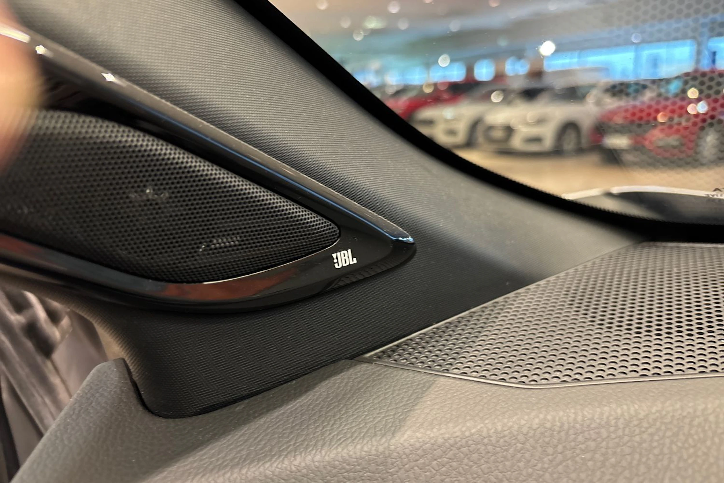 hopea Toyota C-HR 2018 kuva 29.