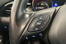 sininen Toyota C-HR 2018 kuva 17.