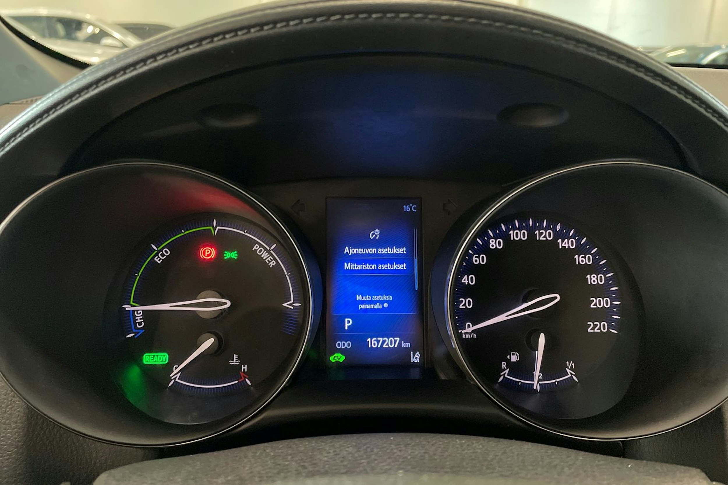sininen Toyota C-HR 2018 kuva 19.