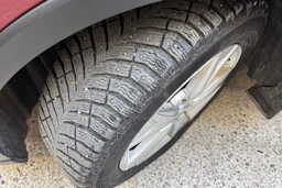 Punainen Toyota C-HR 2018 kuva 10.