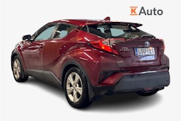 punainen Toyota C-HR 2018 kuva 2.