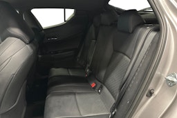 hopea Toyota C-HR 2018 kuva 10.