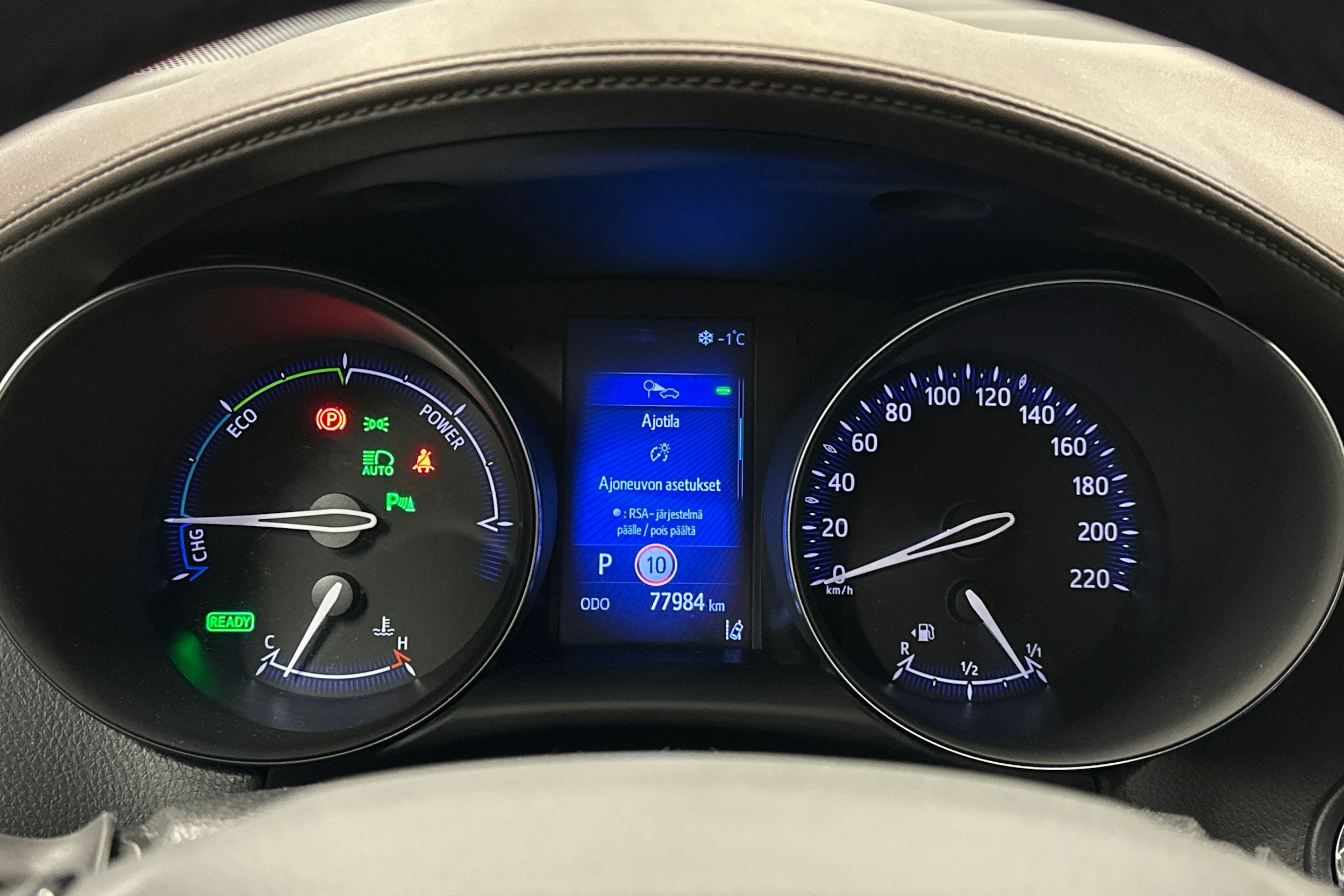 hopea Toyota C-HR 2018 kuva 23.