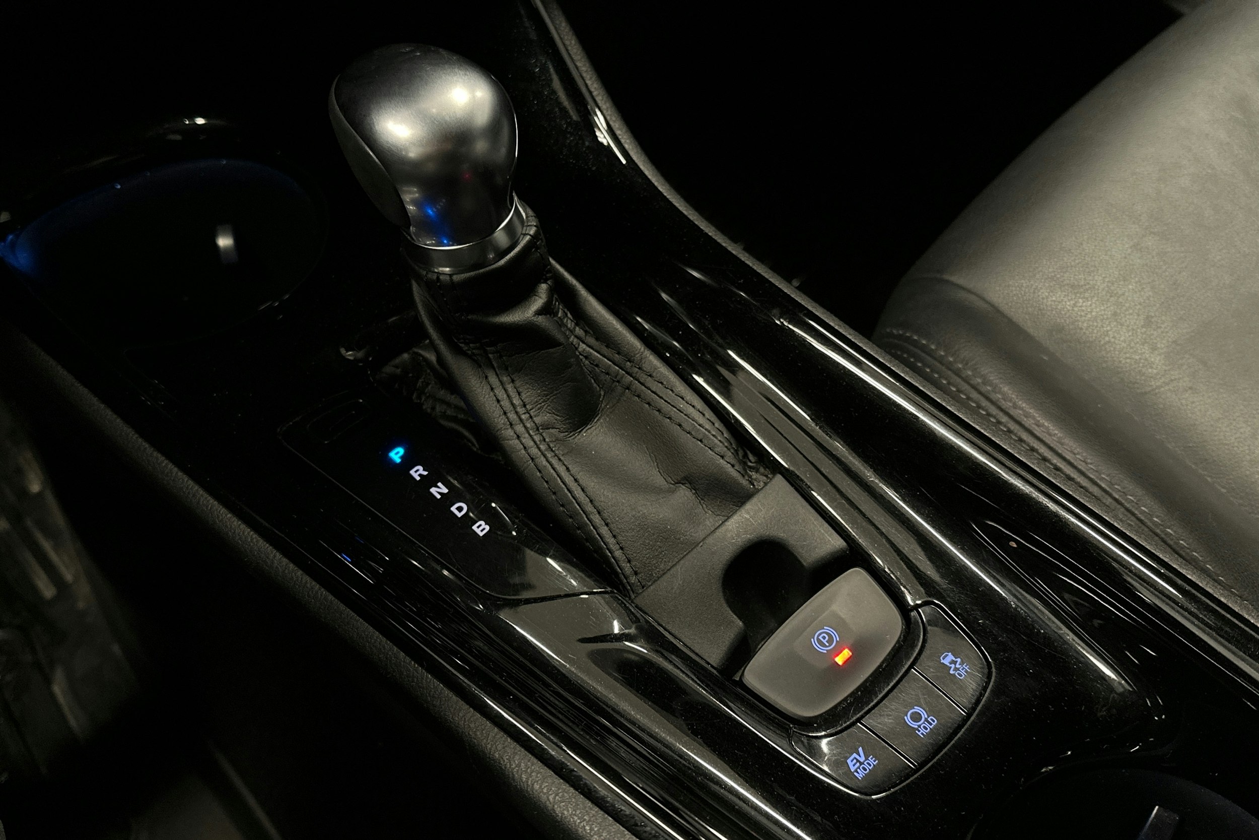 hopea Toyota C-HR 2018 kuva 30.