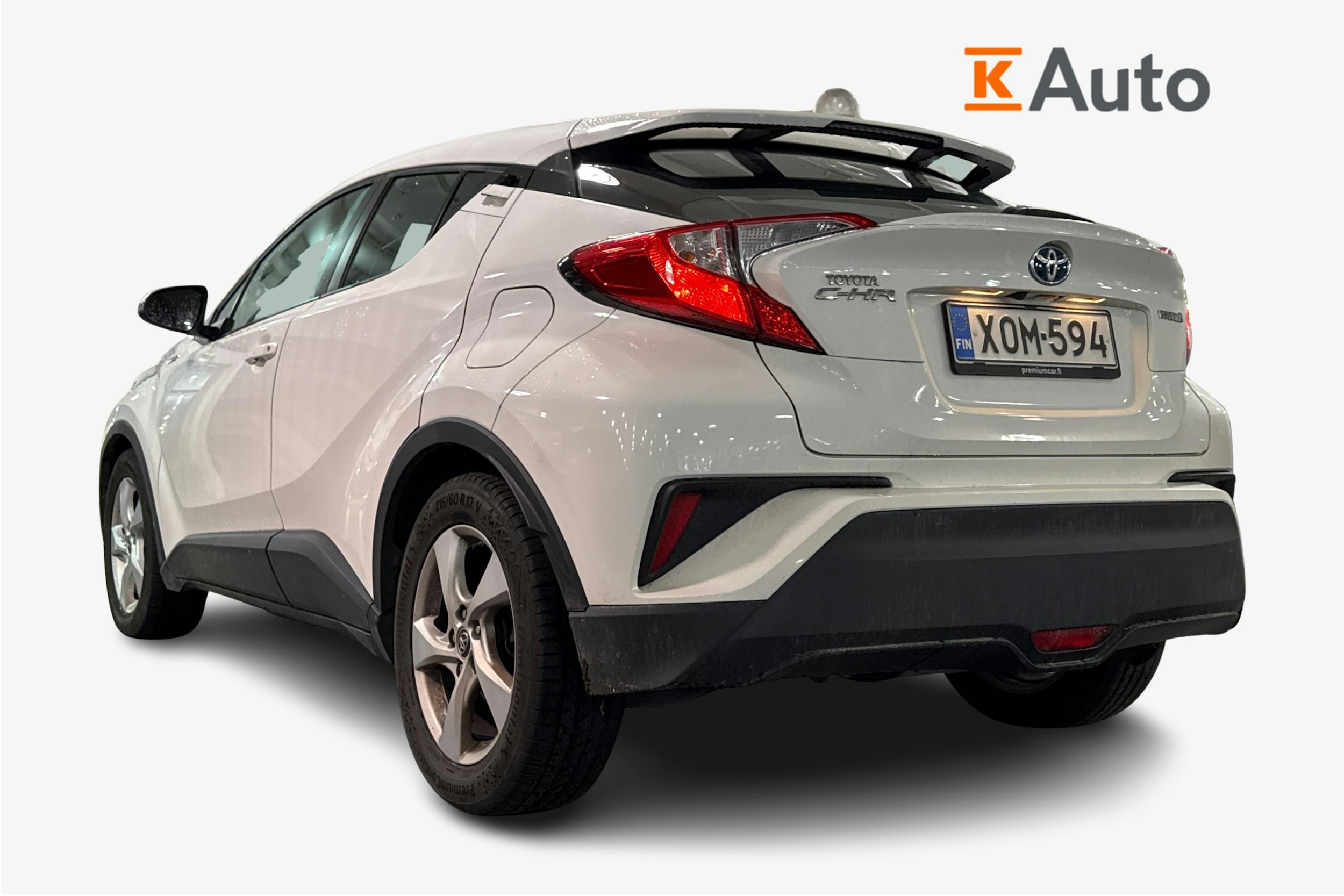 valkoinen Toyota C-HR 2018 kuva 2.