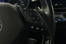 Hopea Toyota C-HR 2018 kuva 15.