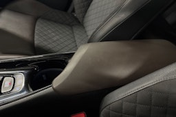 Hopea Toyota C-HR 2018 kuva 28.