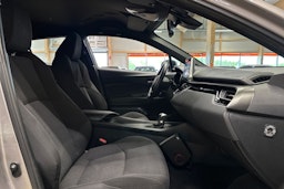 hopea Toyota C-HR 2019 kuva 13.