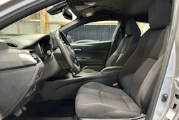 hopea Toyota C-HR 2019 kuva 15.