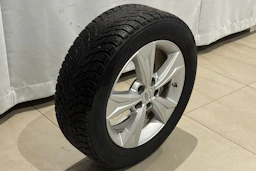 valkoinen Toyota C-HR 2019 kuva 15.