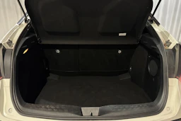 valkoinen Toyota C-HR 2019 kuva 17.