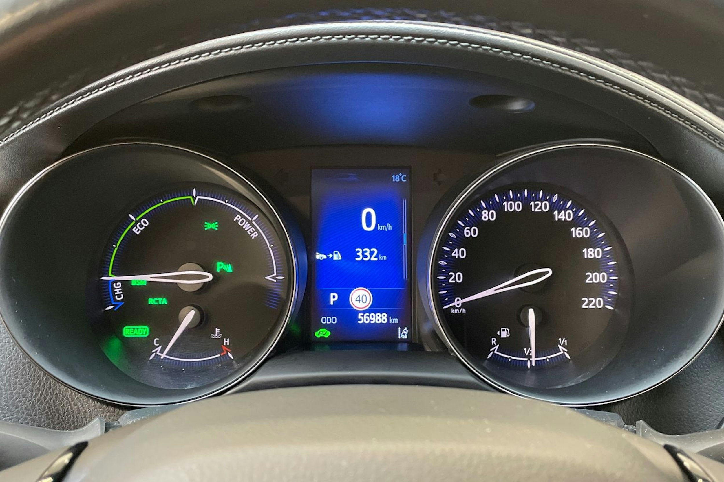 sininen Toyota C-HR 2019 kuva 16.