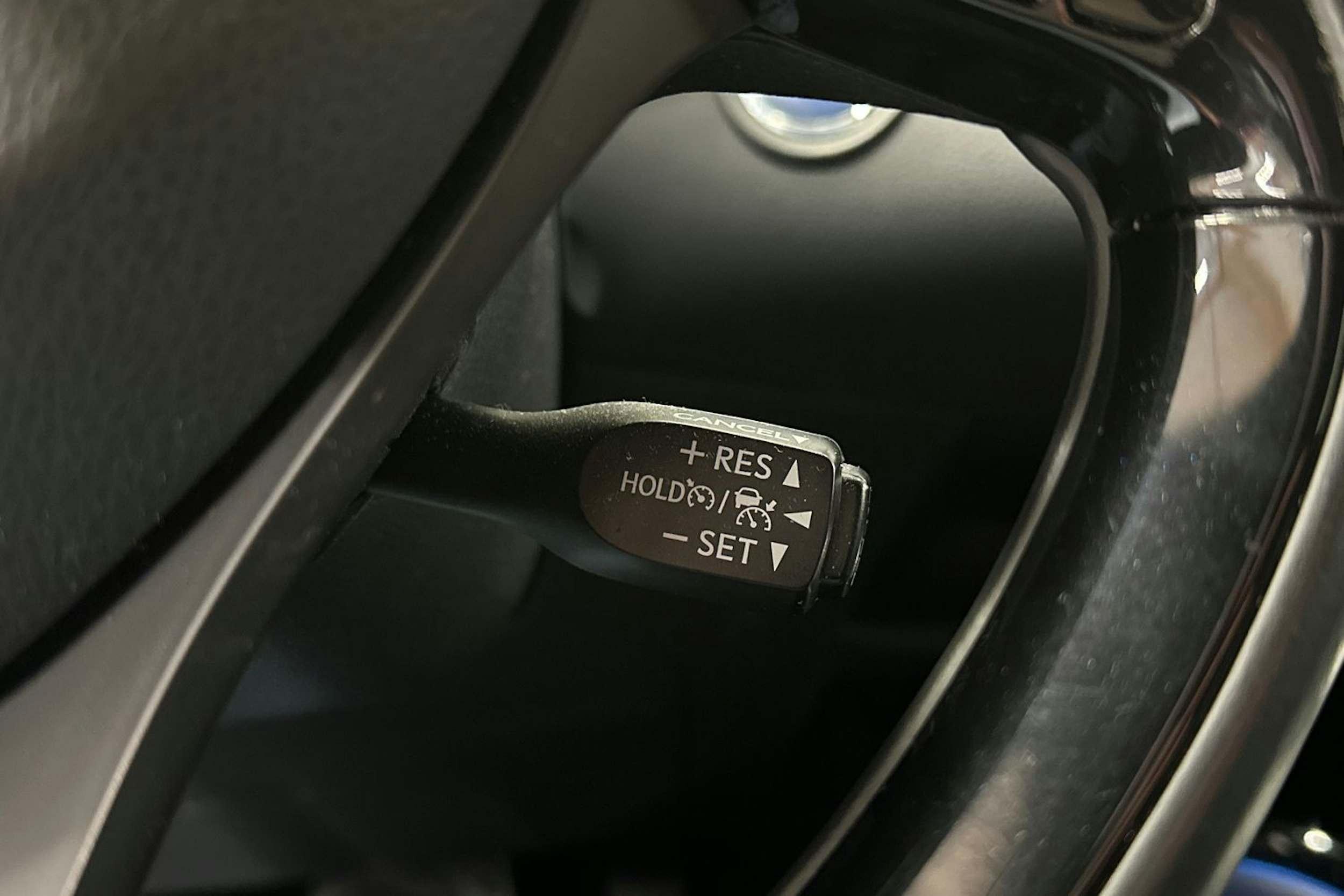 harmaa Toyota C-HR 2019 kuva 26.