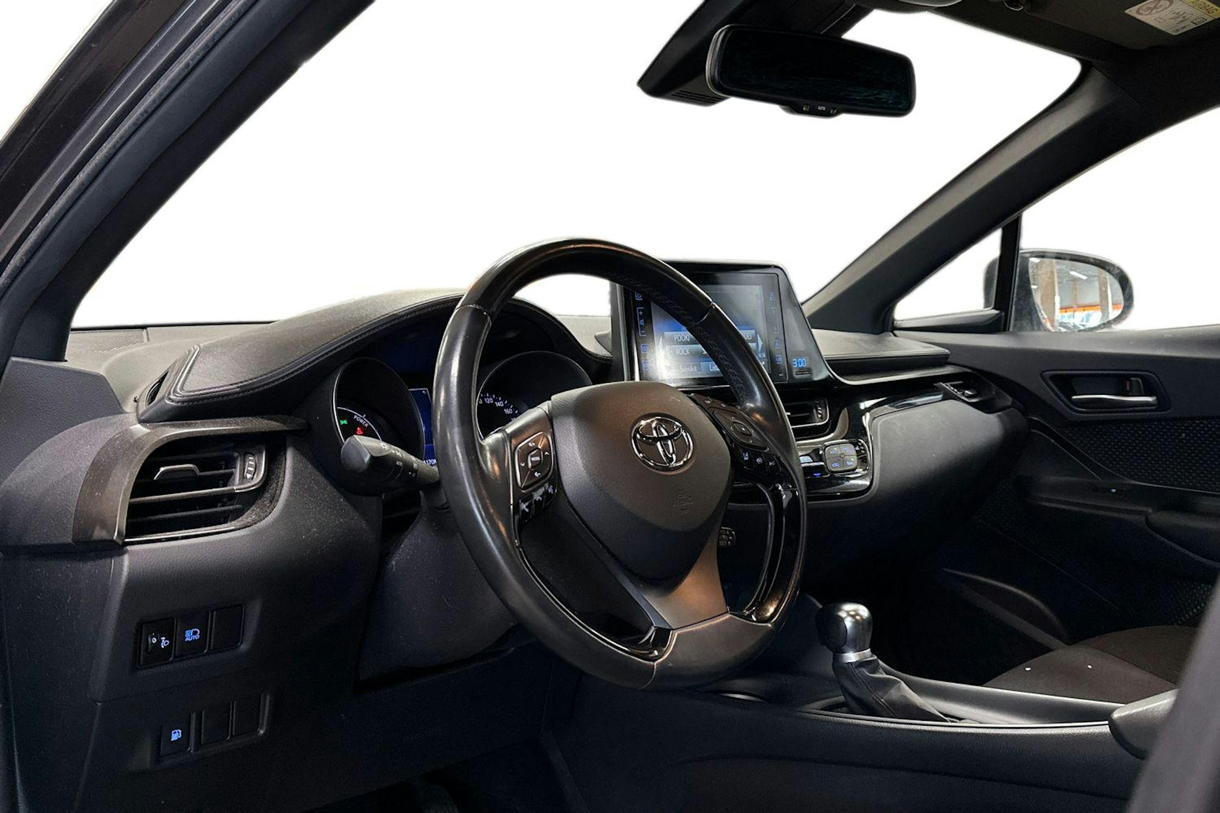 harmaa Toyota C-HR 2019 kuva 3.