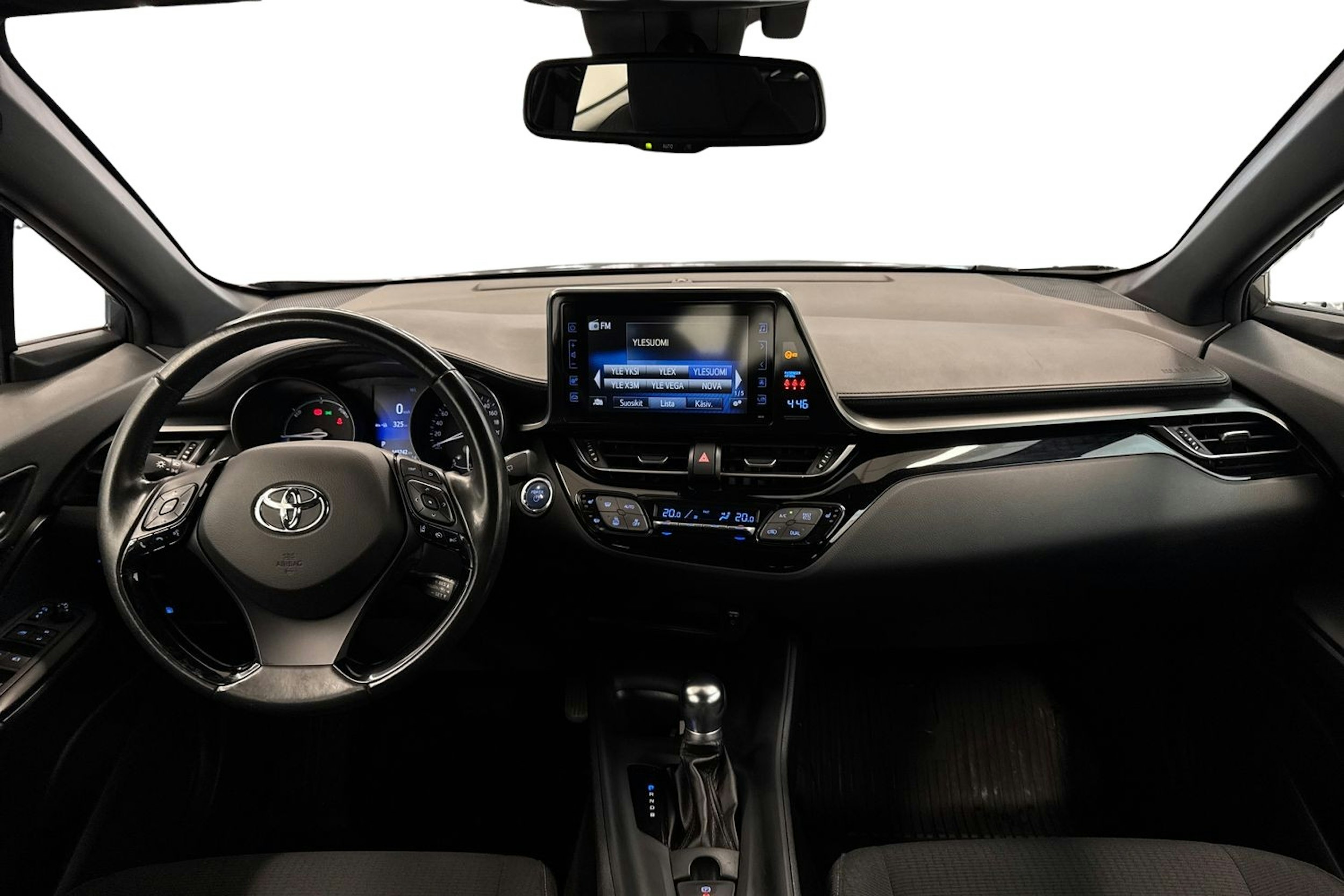 Harmaa Toyota C-HR 2019 kuva 9.