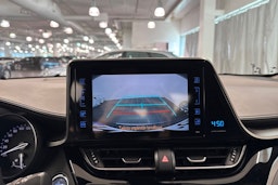 Harmaa Toyota C-HR 2019 kuva 30.